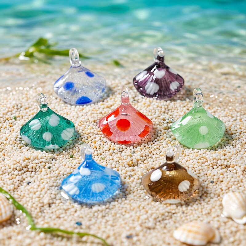 Colorful Mini Sea Shell Charm  - Marine Life Aquariums reseña y precio
